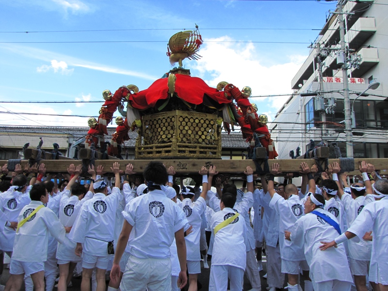  春日神社祭礼_b0183879_22353389.jpg