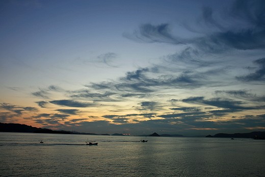 瀬戸内の海と空_e0190885_20102070.jpg