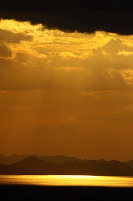 瀬戸内の海と空_e0190885_20123057.jpg