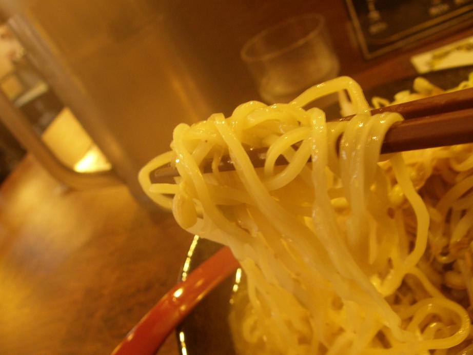 麺屋 もみじ 下新庄_c0118393_1045378.jpg
