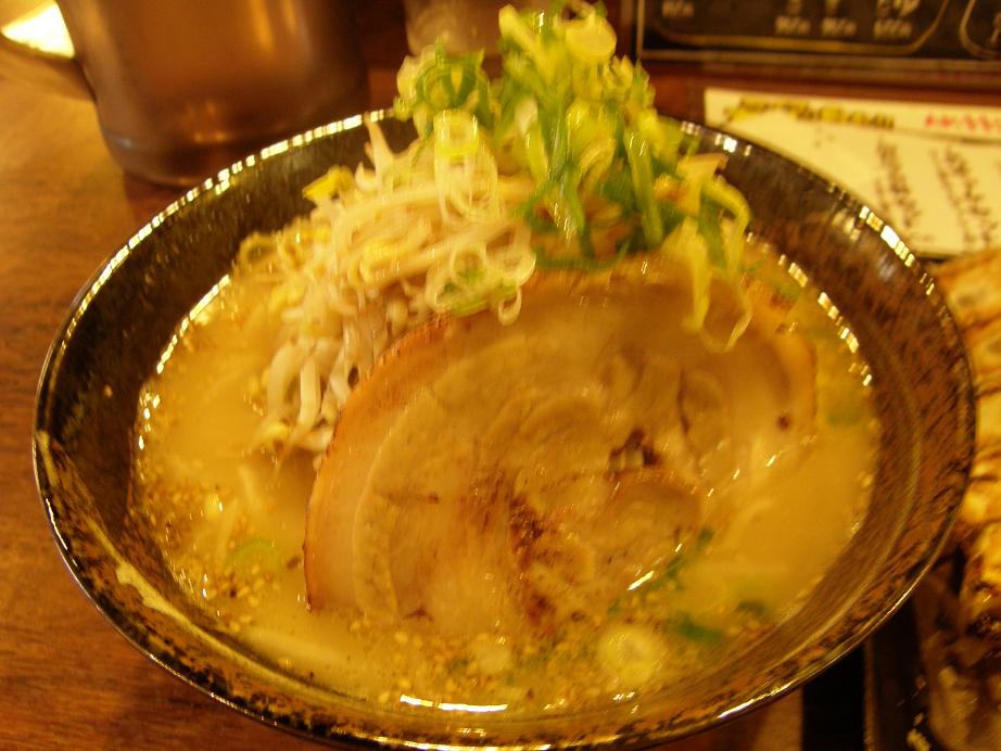 麺屋 もみじ 下新庄_c0118393_958531.jpg