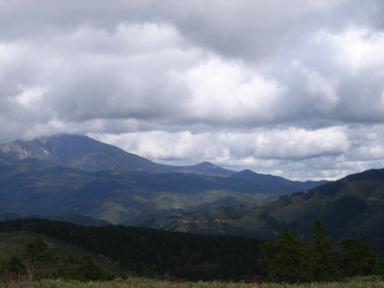 みんなで白草山へ登った_f0073301_19431130.jpg