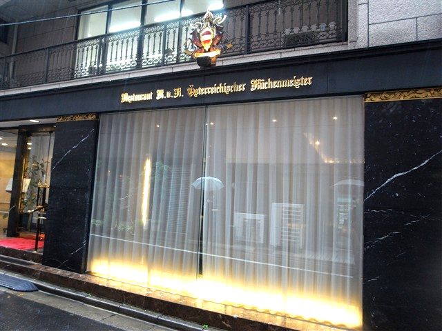 ここにある確かな「違和感」_c0116714_1295490.jpg