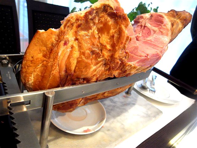 ここにある確かな「違和感」_c0116714_157393.jpg