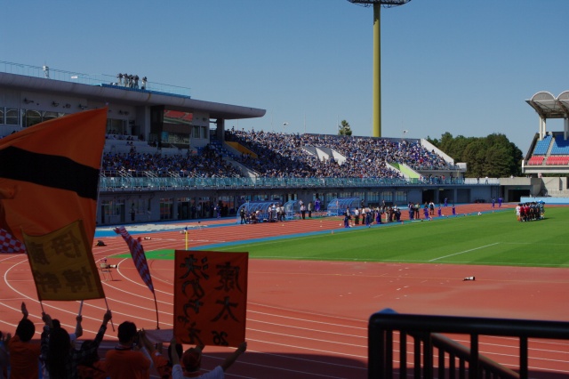 天皇杯2回戦 川崎fvsレノファ山口を観戦 J1強豪へ血気盛んに挑むも後半力尽きる Photo Blog 人生の半ばを過ぎて 天皇杯2回戦 川崎fvsレノファ山口を観戦 J1強豪へ血気盛んに挑むも後半力尽きる Photo Blog 人生の半ばを過ぎて