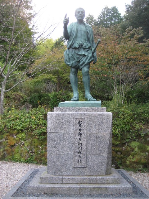 三河歴史散歩 ~牧野家と松平家のルーツを訪ねて~_c0013687_23432464.jpg