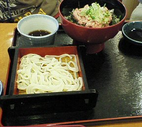 夢庵「ピリ辛チゲうどんランチ」を食べた_c0014187_211532.jpg