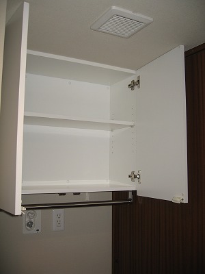 洗濯機の上には吊り戸棚 Remiの部屋 洗濯機の上には吊り戸棚 Remiの部屋