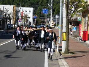 「迹王の餅(堂の餅)」という行事が今立にはあります(その1)_e0061225_8121664.jpg