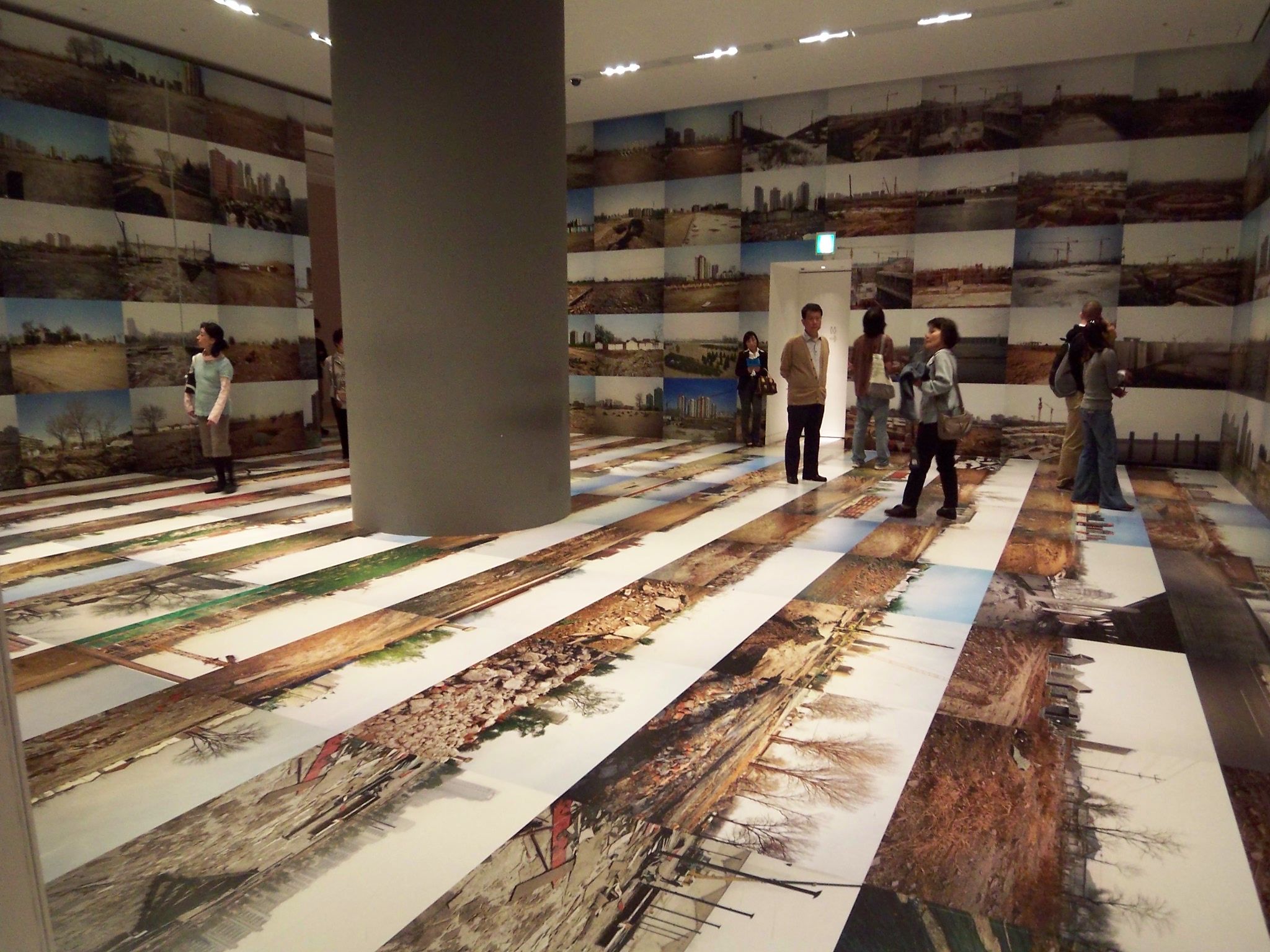 アイ ウェイ ウェイ展_c0201749_9151628.jpg
