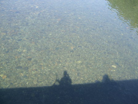 影で遊ぶ。_e0138081_17111027.jpg
