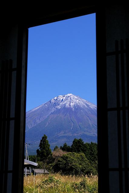 部屋から富士山_b0126317_2122535.jpg