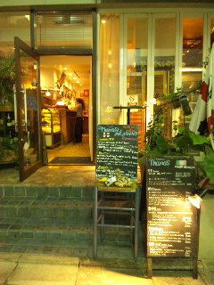 サルディーニャ料理店_a0103940_1765857.jpg