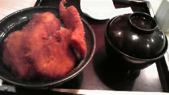 10 16 金 神保町でランチ ア ゴーゴー 新潟カツ丼 タレカツ ナビットブログ