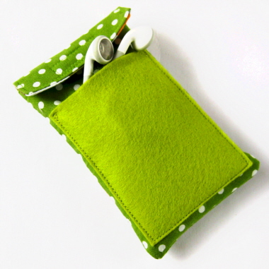 iphone/ipod cozy #4_d0011990_322574.jpg