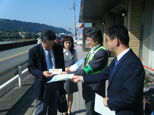 e0154524_1134193.jpg