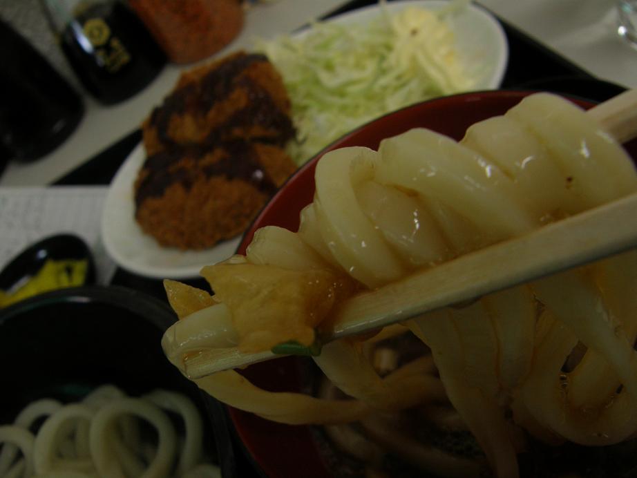 四国うどん　　　　　阪急淡路_c0118393_13503824.jpg