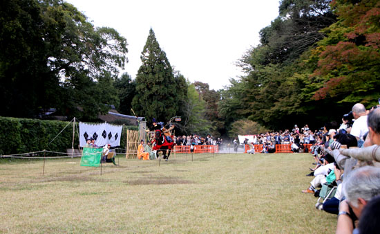 上賀茂神社　笠懸神事_e0048413_22364359.jpg