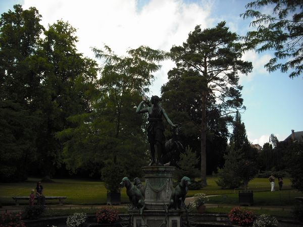 フォンテンブロー城　　ディアーヌの庭　　- Jardin de Diane -_e0190118_14205862.jpg
