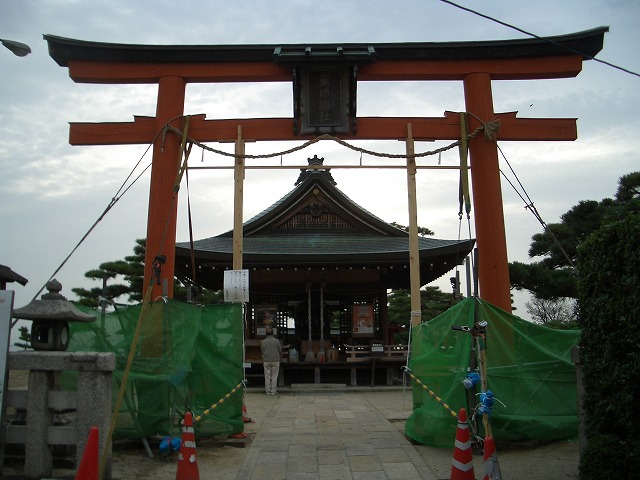 琵琶湖の湖畔に居ます_f0141310_2331192.jpg