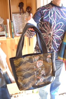 帯と皮で作ったbag_d0127925_22491481.jpg