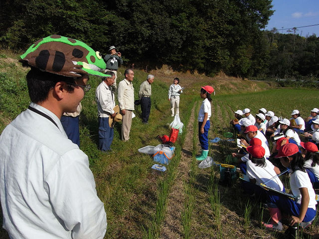 事務局会議を開きました。_b0074742_20325948.jpg