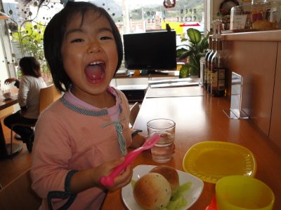 cafe sapmiにマコと一緒に行ってきました!_e0166301_0244374.jpg