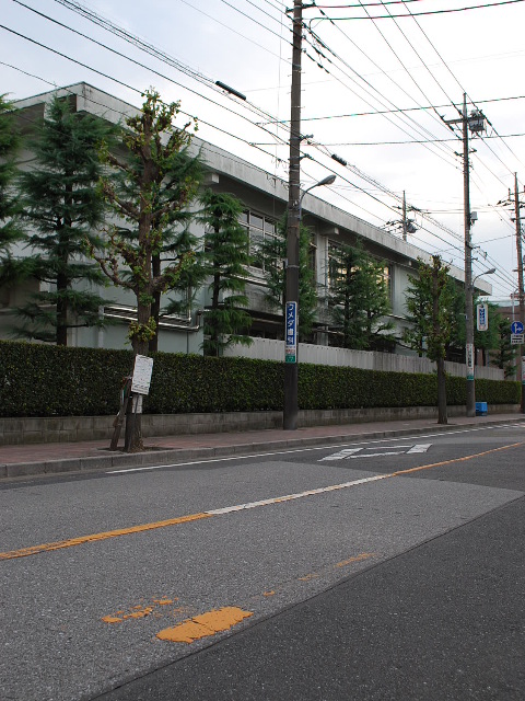 埼玉県戸田市立戸田第一小学校・旧校舎(昭和モダン建築探訪)_f0142606_23611100.jpg