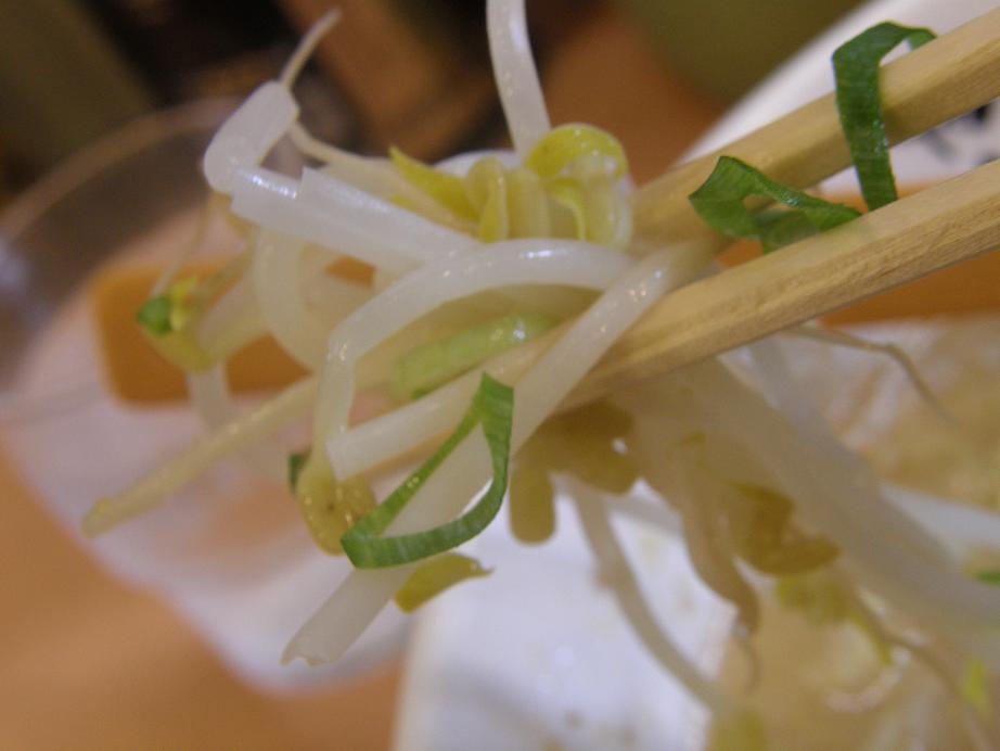 博多ラーメンげんこつ 豊中店 _c0118393_641256.jpg