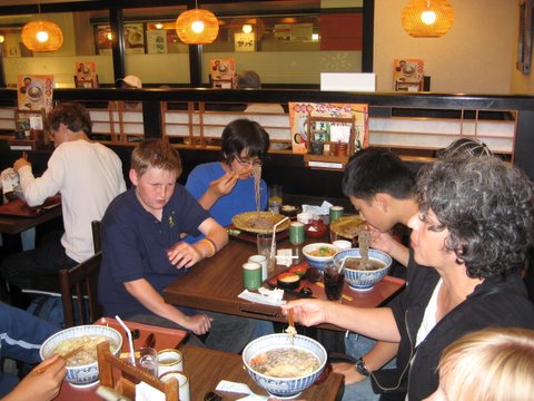 f0205780_12579.jpg