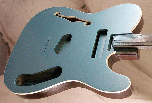 実は今…Hollow T-Line Customを1本製作してるのデス。_e0053731_21342011.jpg