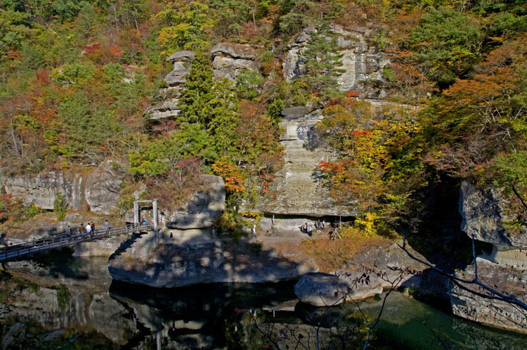 塔のへつり の紅葉 福島県下郷町 Kamoのフォトサロン