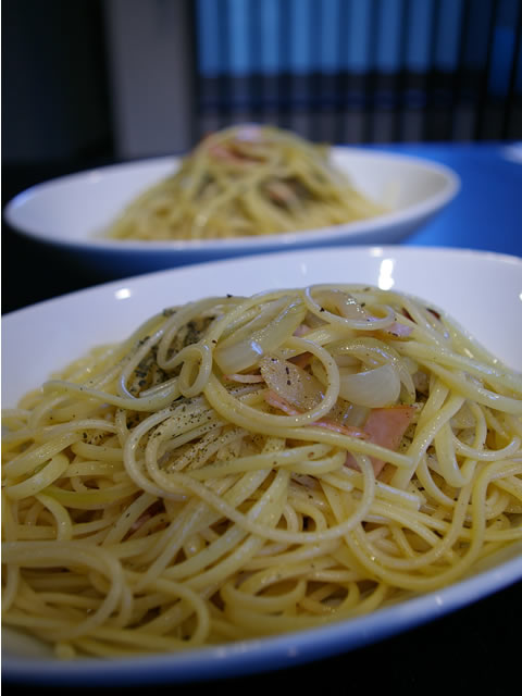 ksk kitchen #20【aglio olio e peperoncino】_a0111102_1356737.jpg