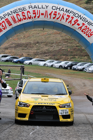 全日本ラリー『Rally Highland Masters 2009』その１_e0045345_21411078.jpg