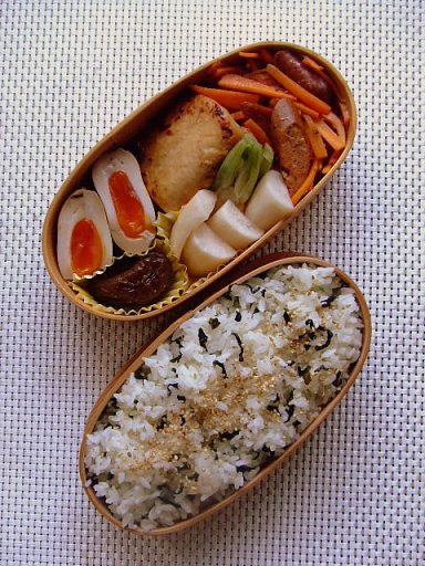 2009年10月6日（火）最近のお弁当_b0127948_2258539.jpg