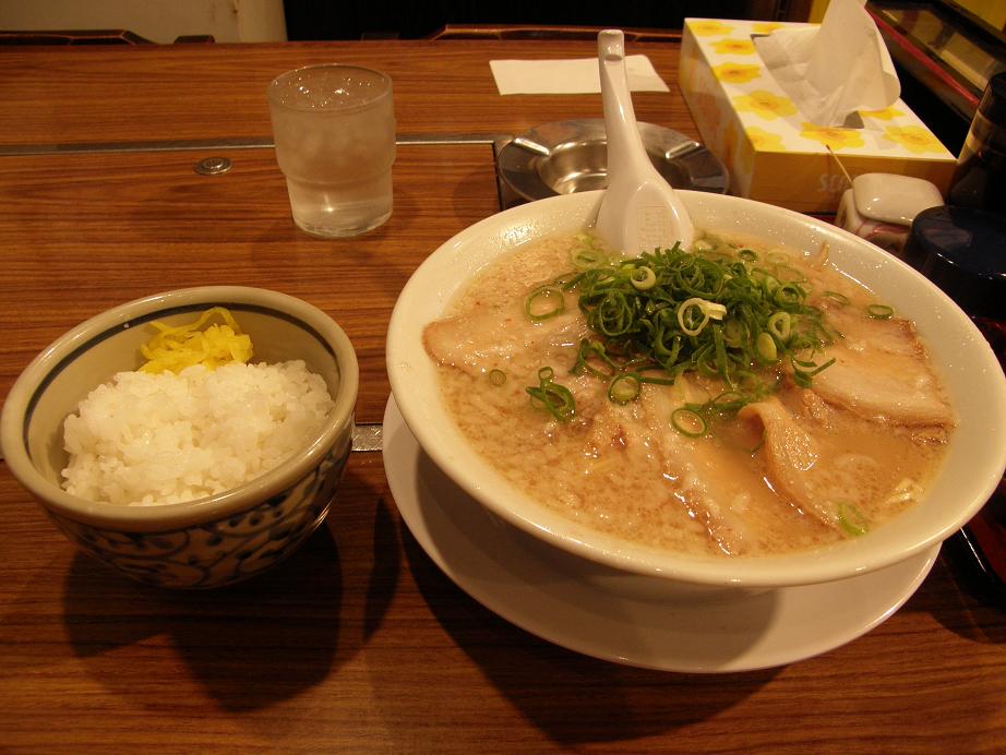 らーめん夢路 寝屋川_c0118393_7451290.jpg