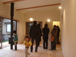 盛況、オープンハウス!_d0008402_1628559.jpg