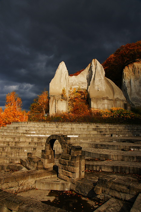 白牙城  \"White Fang Castle\"_f0033205_9185496.jpg