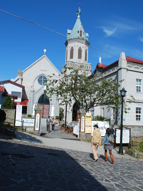 函館元町の教会群(函館・坂のある町の風景)_f0142606_23213412.jpg