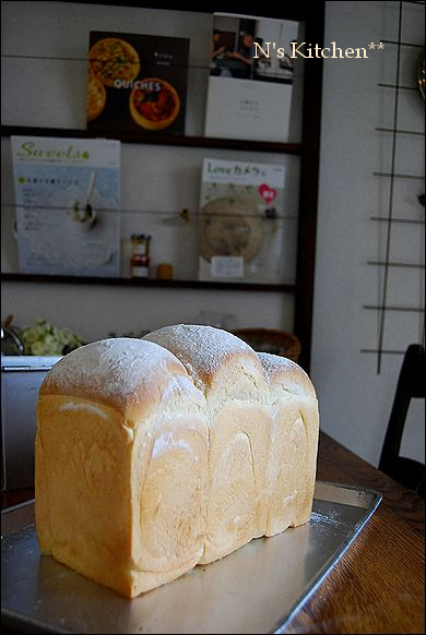 ハイジの白食パン＆素敵な贈り物_a0105872_14101643.jpg