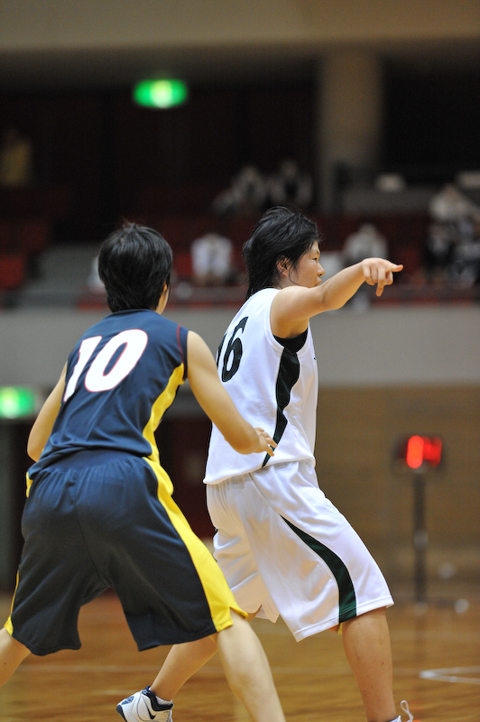 2009/09/19/武庫川女子大-大阪人間科学大＠尼崎市記念公園総合体育館03_c0119900_17334549.jpg