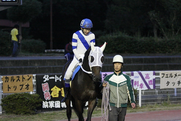 2009年10月24日(土) 高知競馬 5R E9_a0077663_6471128.jpg