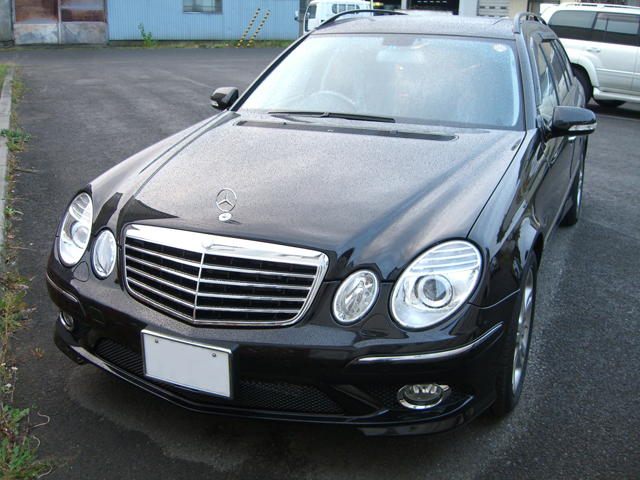 ランクルシグナス&ベンツEクラス_a0055981_19111119.jpg