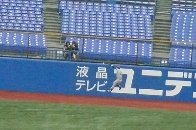 　１０月２４日　東京六大学野球　立教大対東大　お～い、とうだ～い、いい夢見たか～_b0166128_11507.jpg