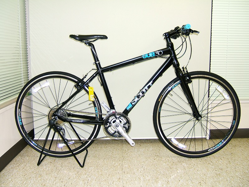 未整備　SCOTT SUB30 700×32c クロスバイク SCOTT 「スコット」 SUB 30 2009年モデル クロスバイク / IT6V7BIGKFDJ