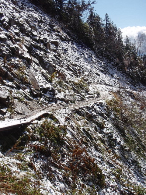 初雪の爺ケ岳・鹿島槍ヶ岳　その１_c0224989_17532185.jpg