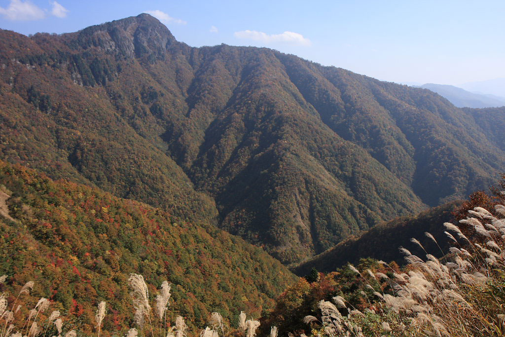 　　冠山峠の紅葉　その１_f0129465_17313759.jpg