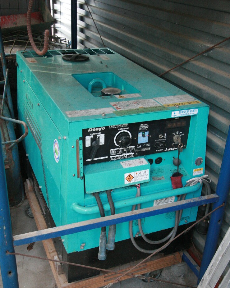 b0001143_23125970.jpg