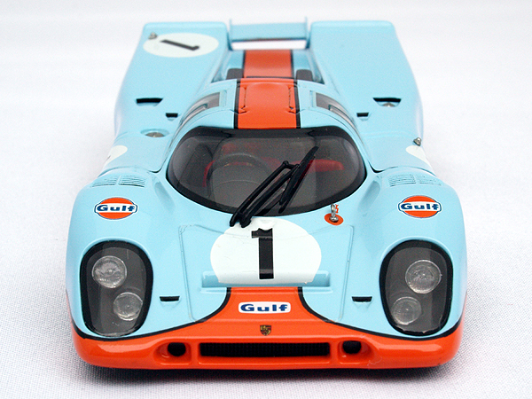 栄光のル・マンのクルマ？ ポルシェ 917K ガルフ・カラー : 風と