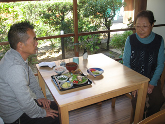 草やOPEN!_e0149377_22272291.jpg